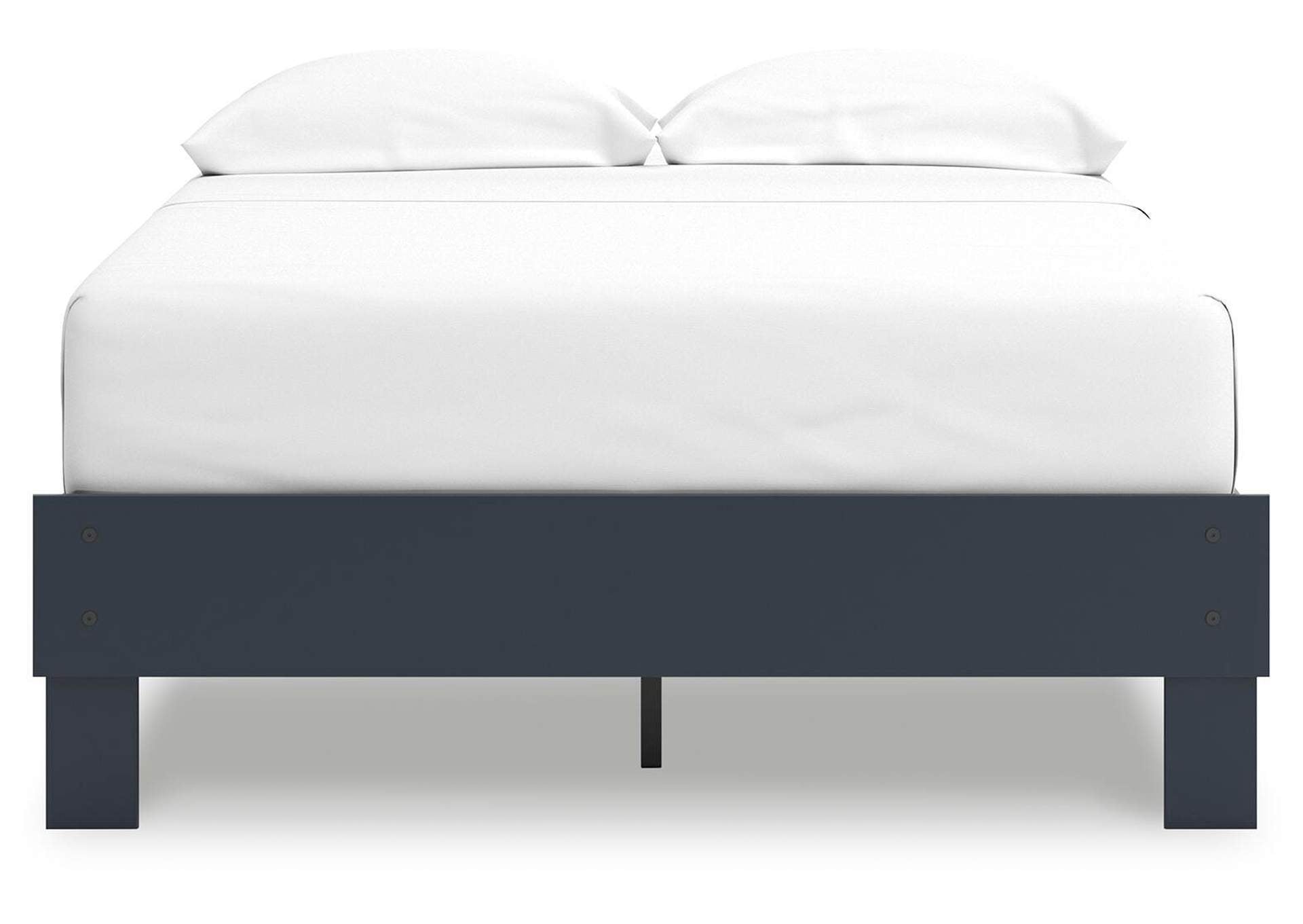 Simmenfort Full Platform Bed, Dresser and Nightstand front view