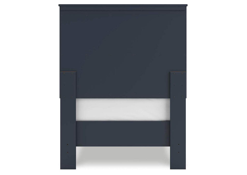 Simmenfort Twin Panel Headboard, Dresser and Chest