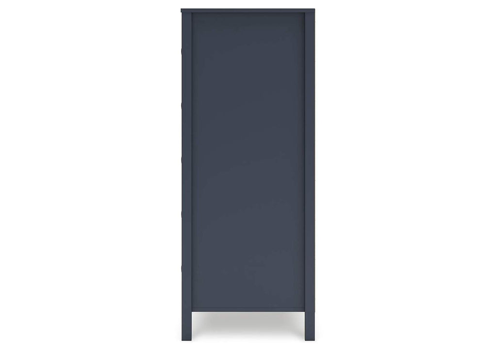 Simmenfort Twin Panel Headboard, Dresser and Chest side view