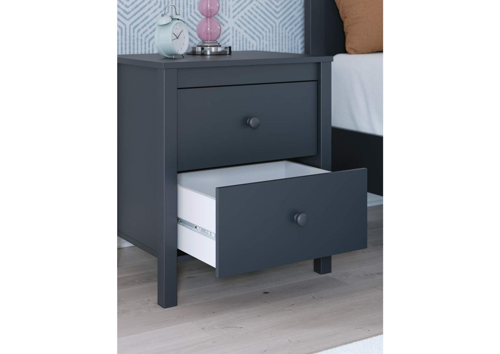 Simmenfort Twin Panel Headboard, Dresser, Chest and Nightstand detail