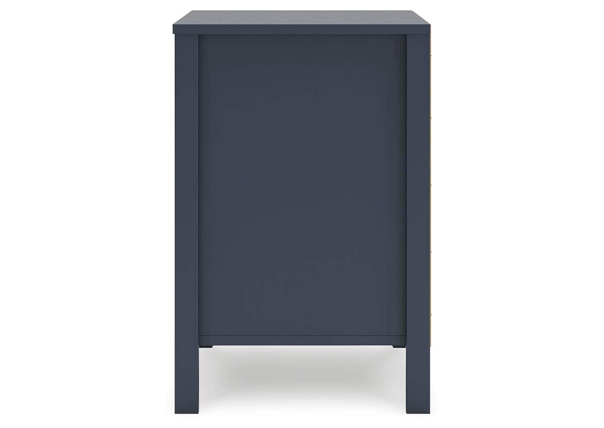 Simmenfort Full Platform Bed, Dresser, Chest and 2 Nightstands side view