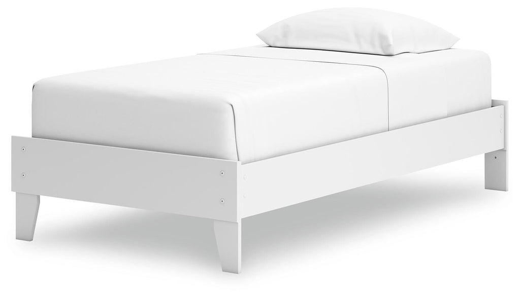 Hallityn Twin Platform Bed in White, angle view