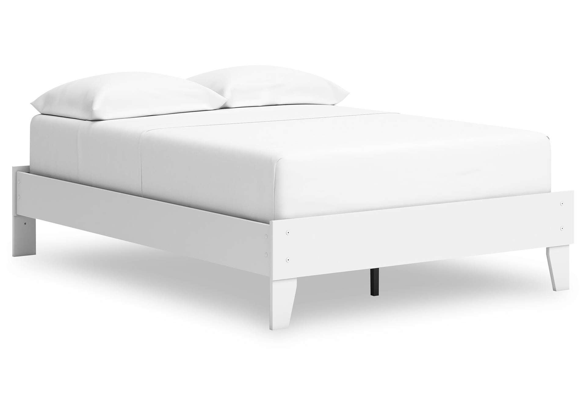 Hallityn Full Platform Bed and Dresser angled view