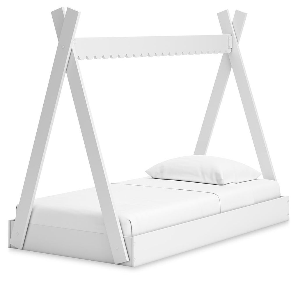 Hallityn Twin Tent Bed in White, angle view