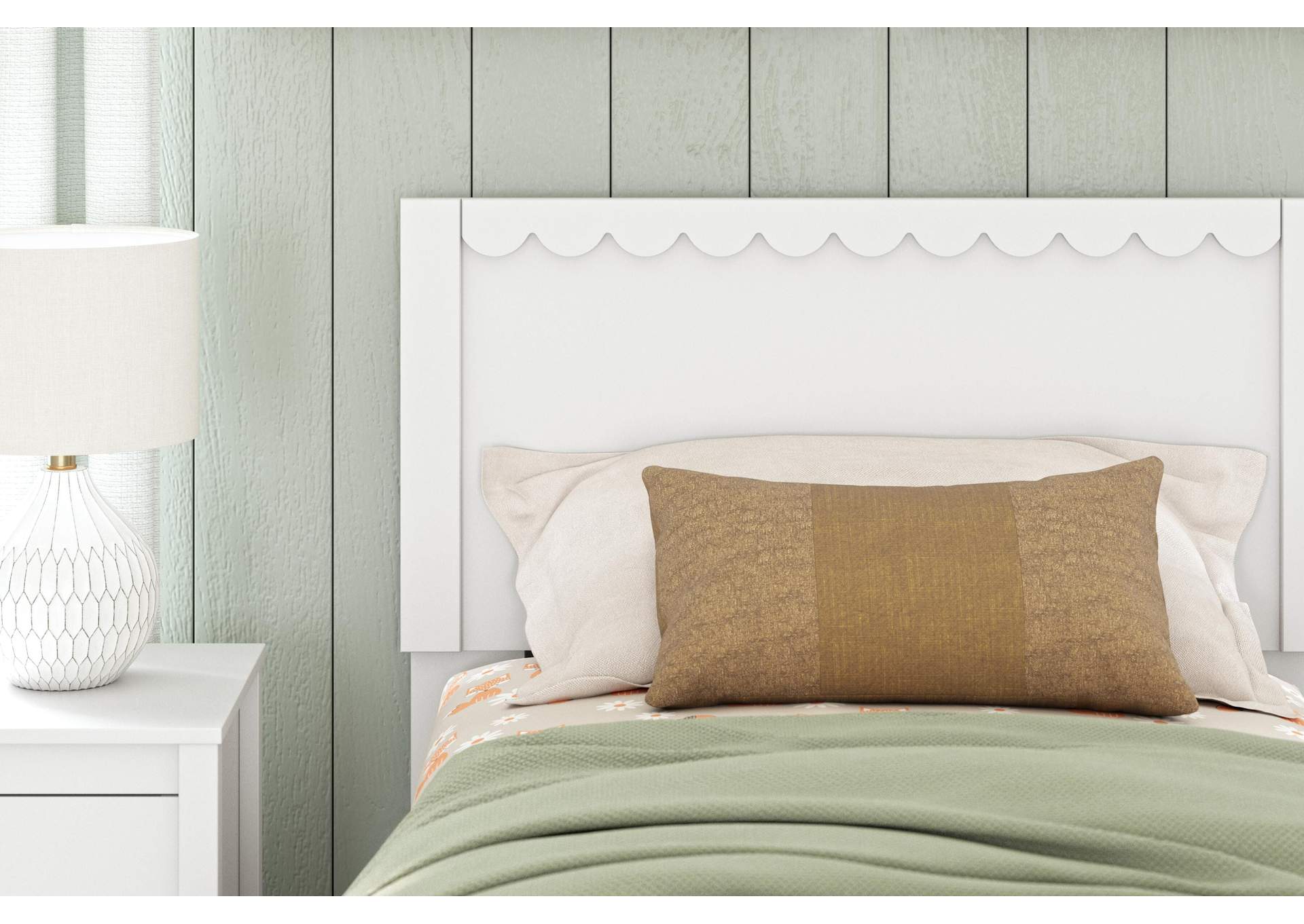 Hallityn Twin Panel Platform Bed and Nightstand detail