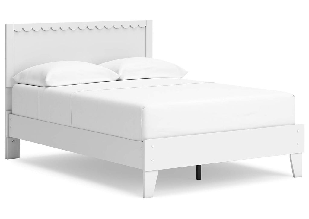 Hallityn Full Panel Platform Bed angled view