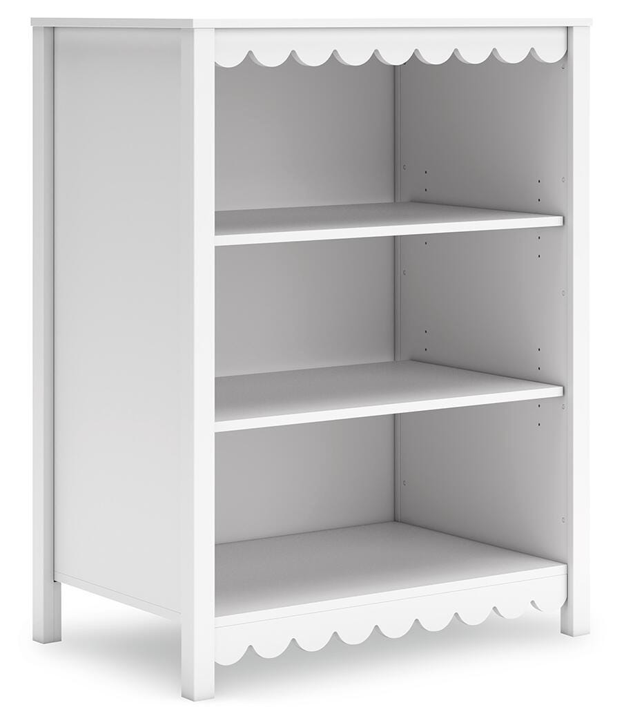 Hallityn Bookcase in White, angle view
