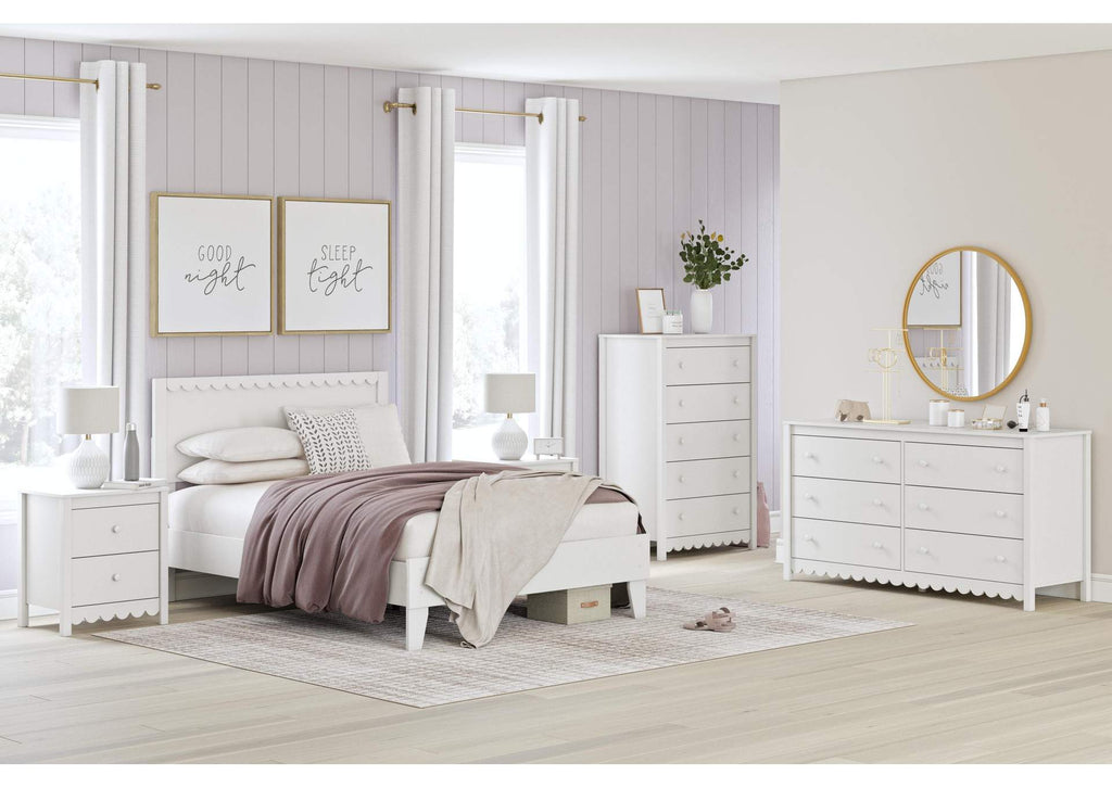 Hallityn Full Panel Platform Bed