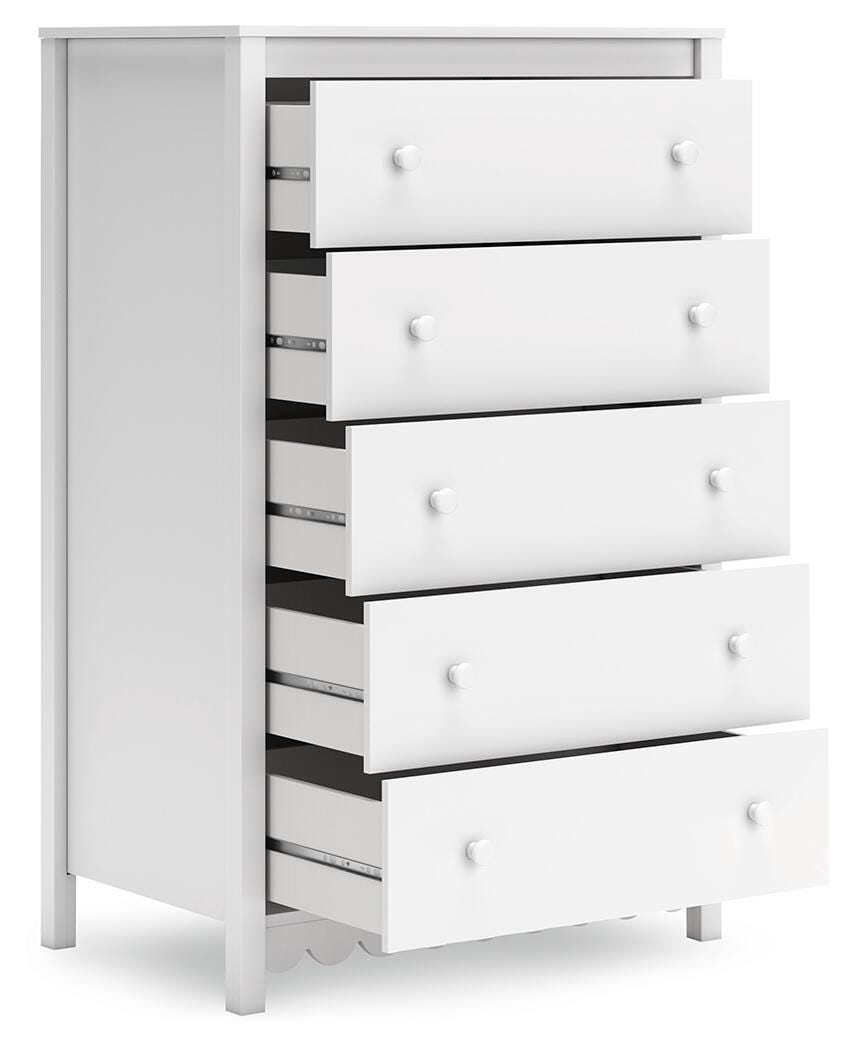 Hallityn Chest of Drawers in White, open view