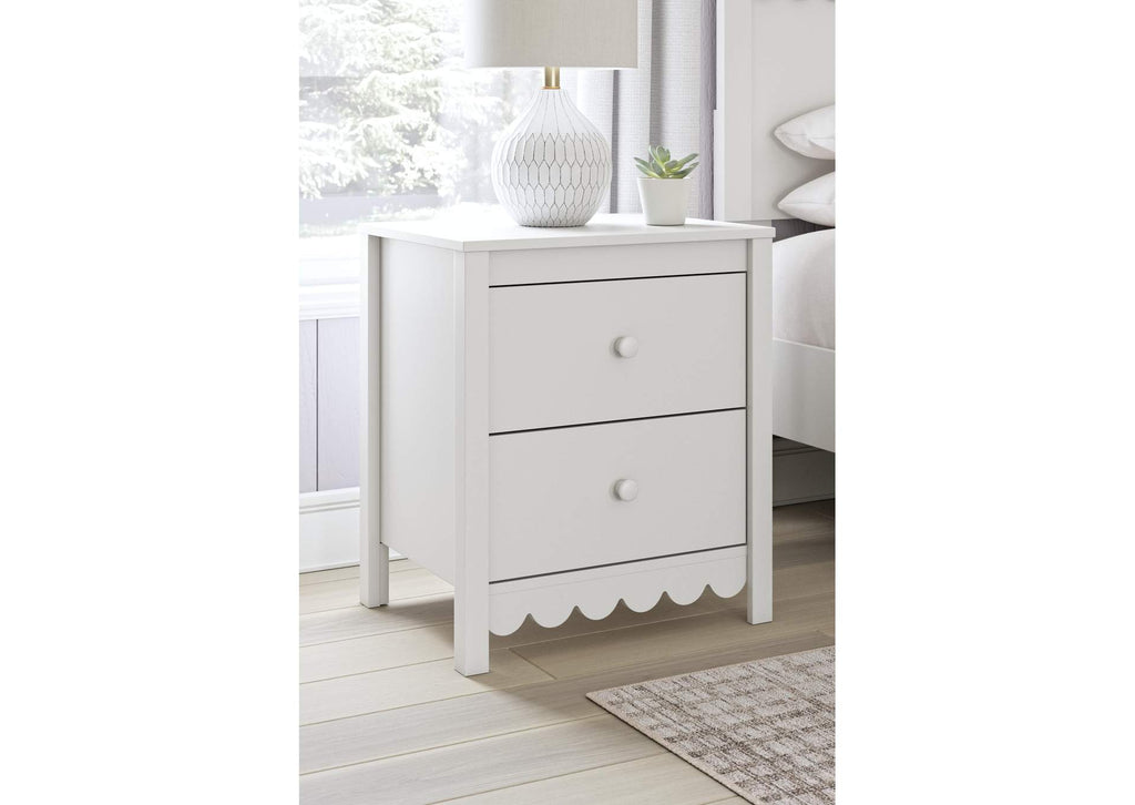 Hallityn Twin Platform Bed, Dresser, Chest and 2 Nightstands