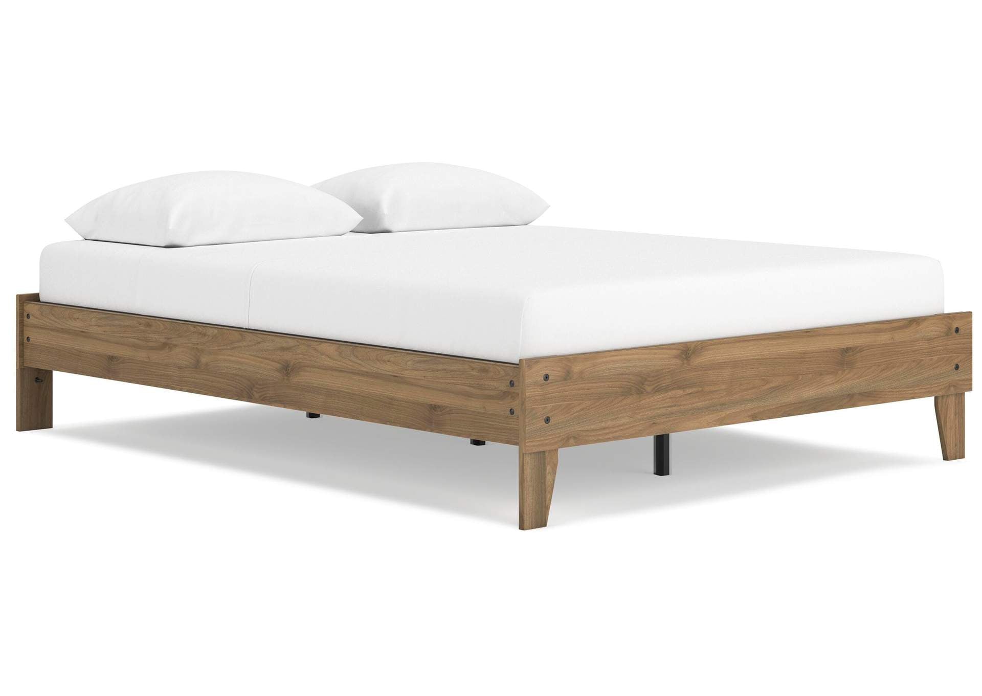 Deanlow Queen Platform Bed and Dresser angled view