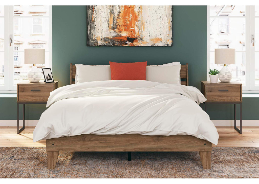 Deanlow Queen Panel Headboard and 2 Nightstands