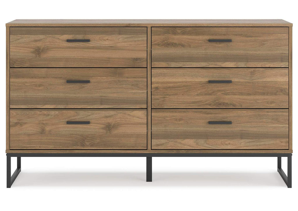 Deanlow Queen Platform Panel Bed, Dresser and Chest front view