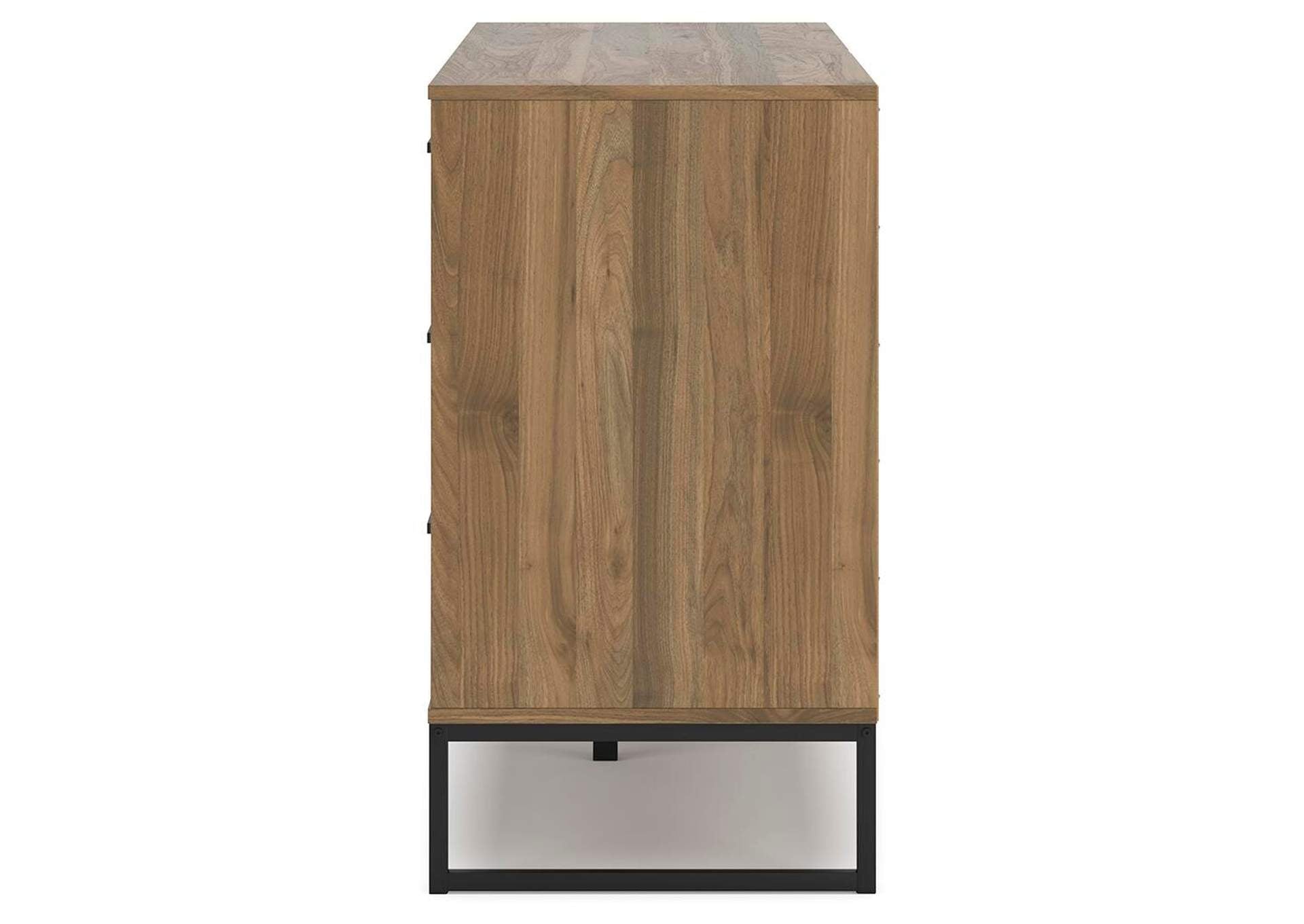 Deanlow Queen Panel Headboard, Dresser and Chest side view