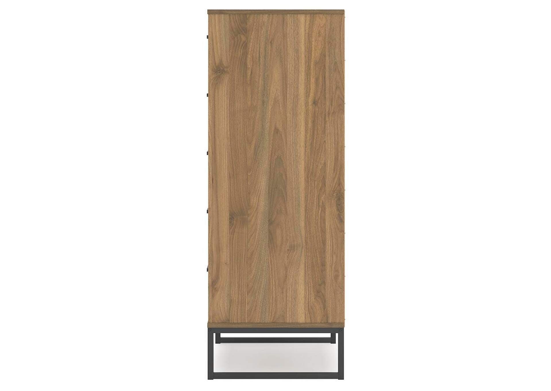Deanlow Full Platform Panel Bed, Dresser and Chest side view