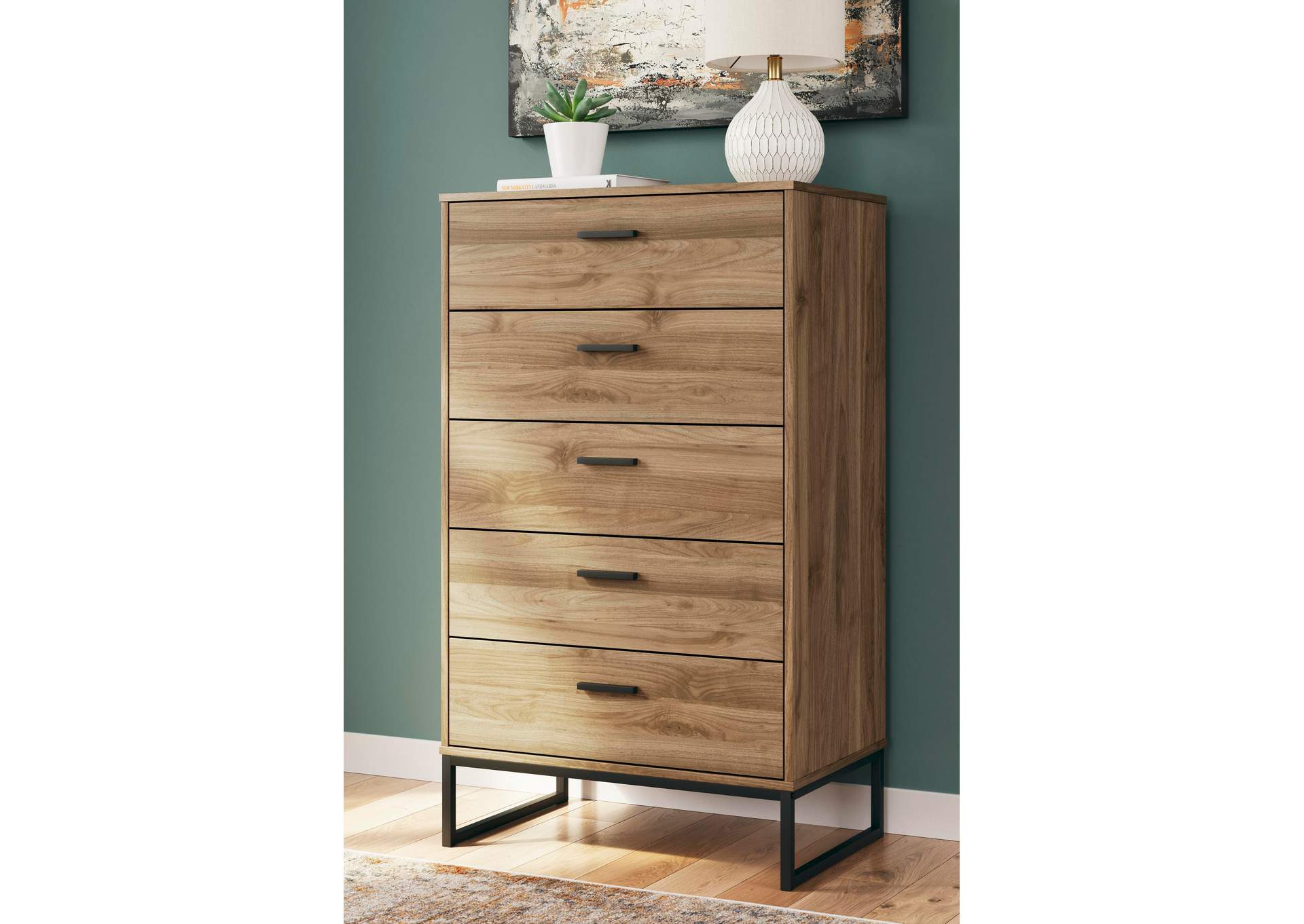 Deanlow Full Platform Bed, Dresser and Chest