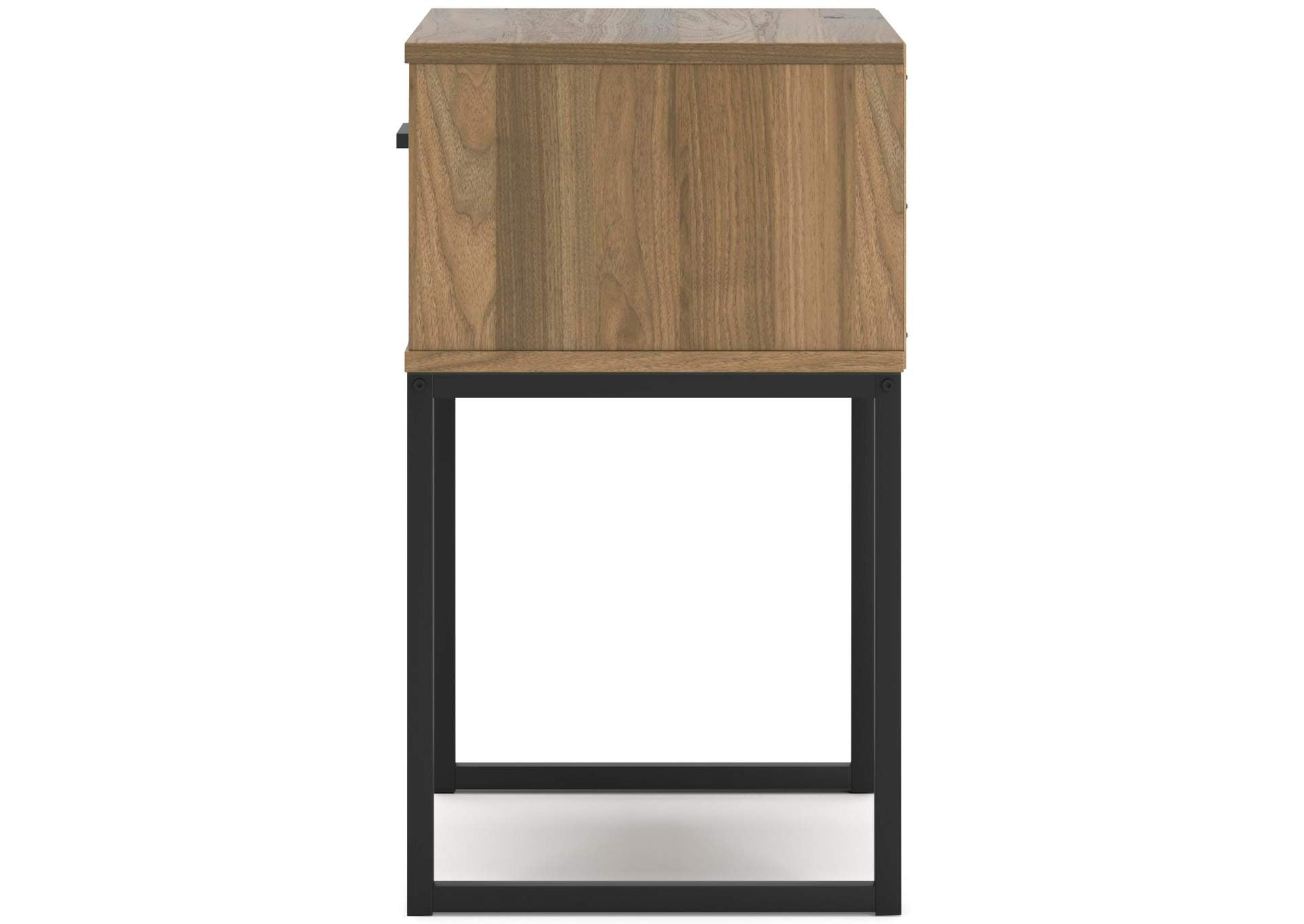 Deanlow Queen Panel Headboard and 2 Nightstands side view