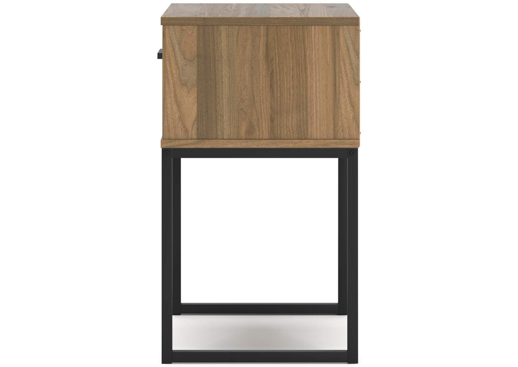Deanlow Full Panel Headboard, Dresser and Nightstand side view