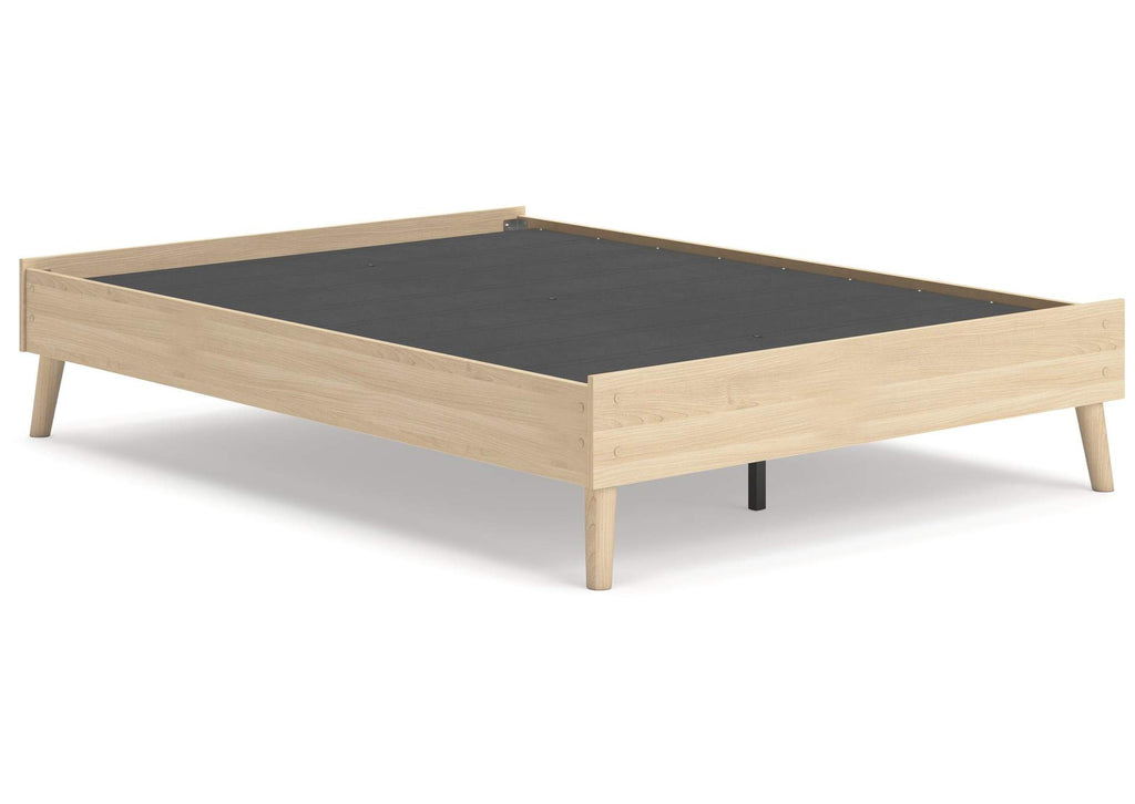 Cabinella Full Platform Bed, Dresser and Chest angled view
