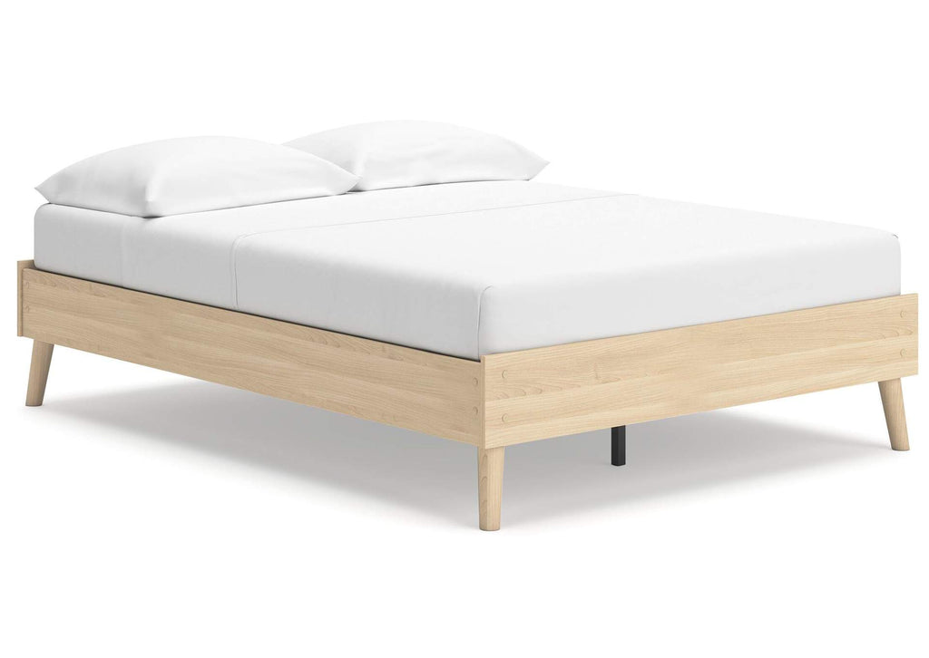 Cabinella Full Platform Bed, Dresser and Nightstand angled view