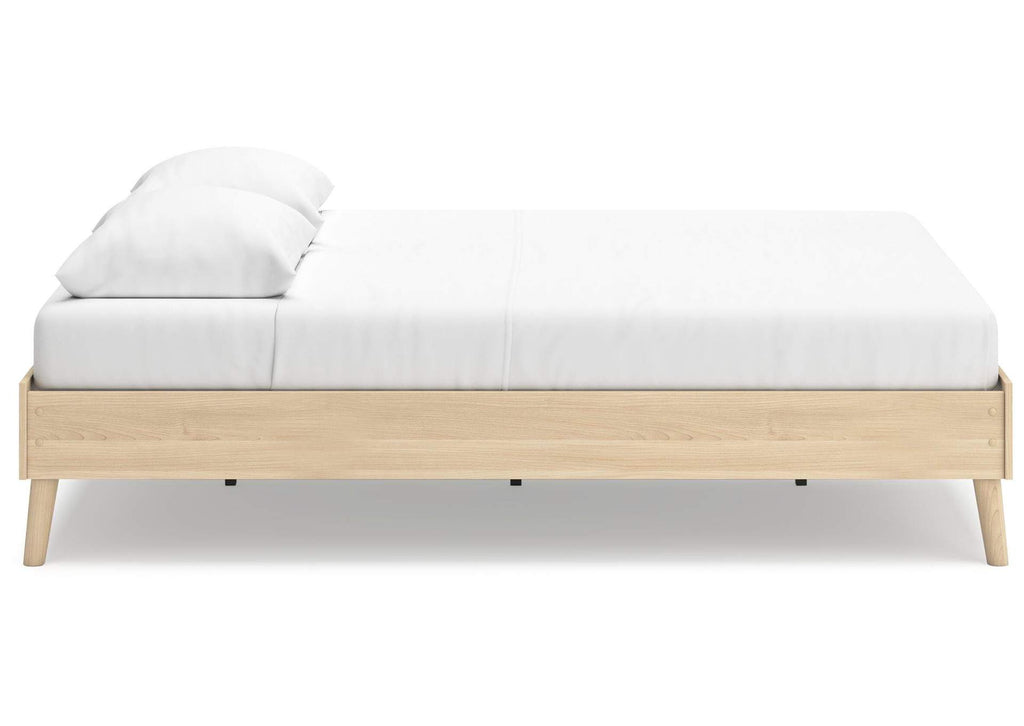 Cabinella Queen Platform Bed, Dresser and Chest side view