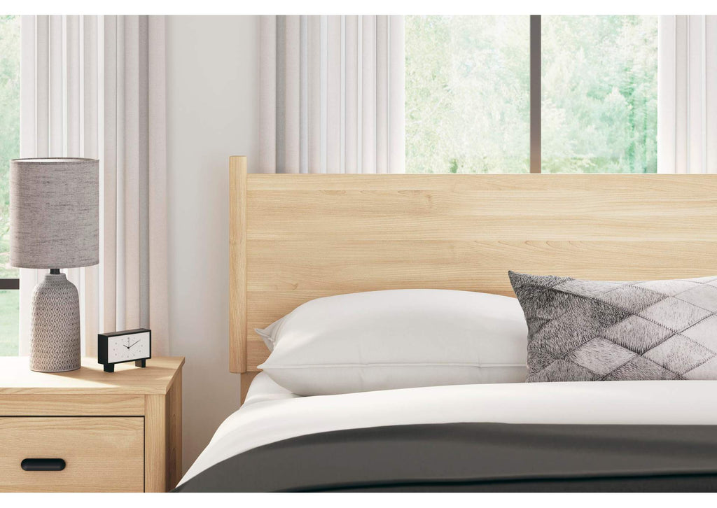 Cabinella Queen Panel Headboard, Dresser, Chest and 2 Nightstands detail