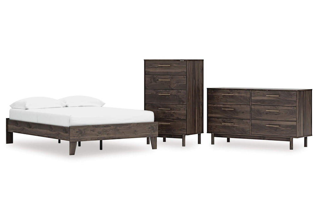 Calverson Full Platform Bed, Dresser and Chest