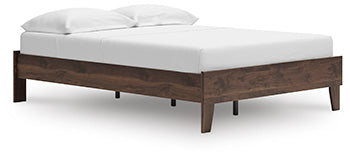 Calverson Full Platform Bed in Mocha, angle view