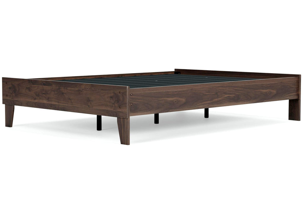 Calverson Full Platform Bed with 2 Nightstands angled view