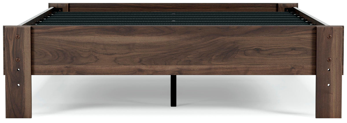 Calverson Full Platform Bed in Mocha, back view