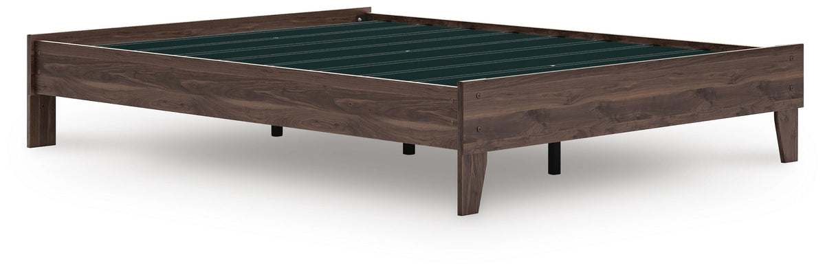 Calverson Queen Platform Bed in Mocha, angle view