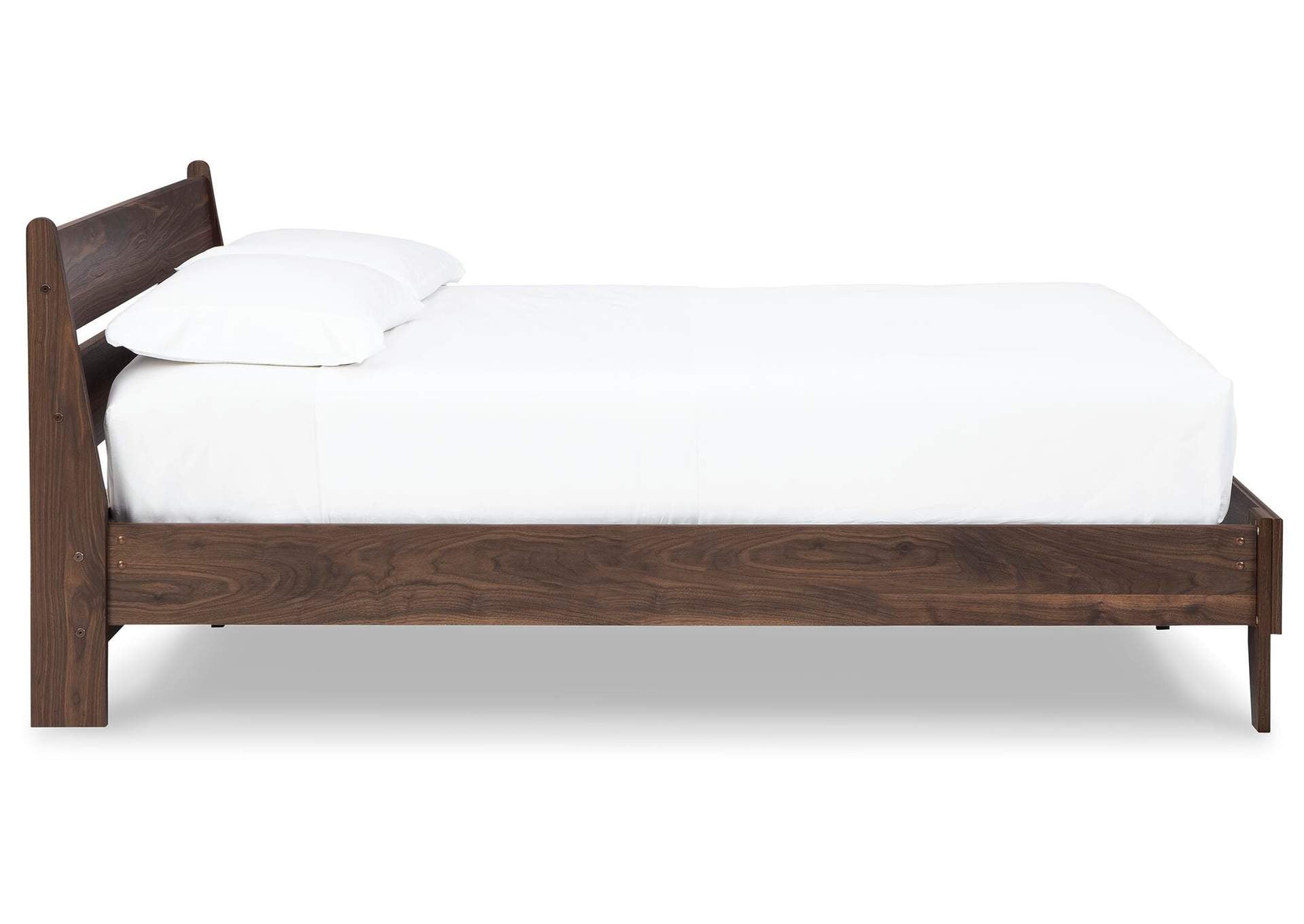 Calverson Queen Panel Platform Bed, Dresser, Chest and Nightstand side view