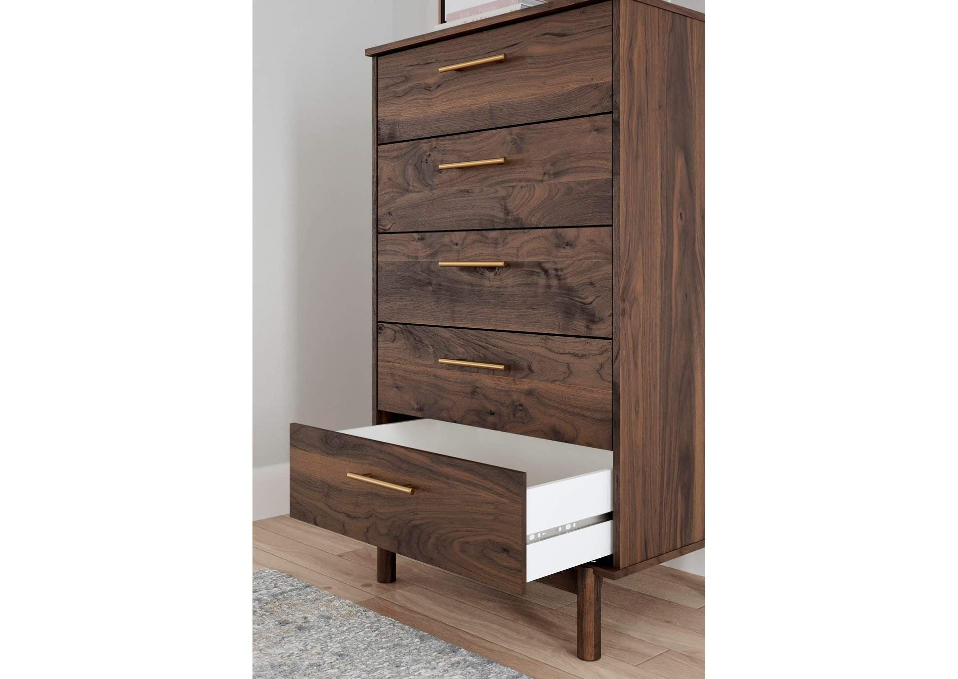 Calverson Queen Platform Bed, Dresser, Chest and Nightstand detail
