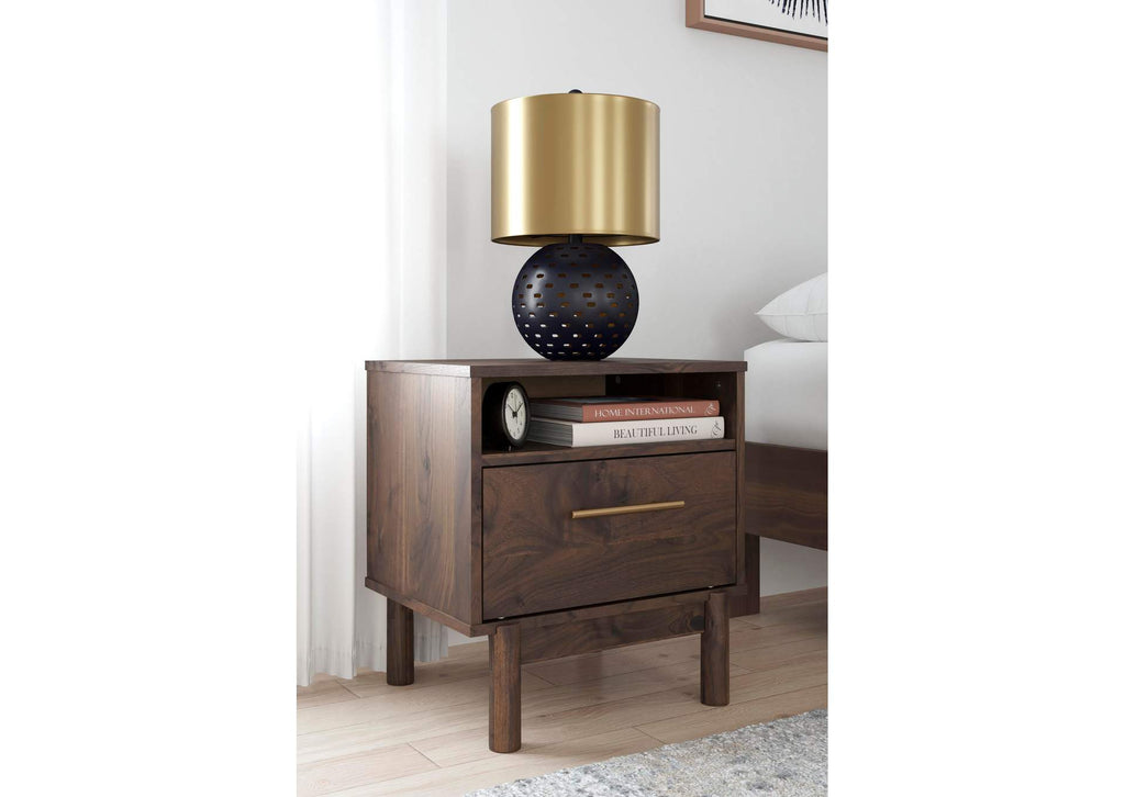 Calverson Full Panel Headboard, Dresser and 2 Nightstands