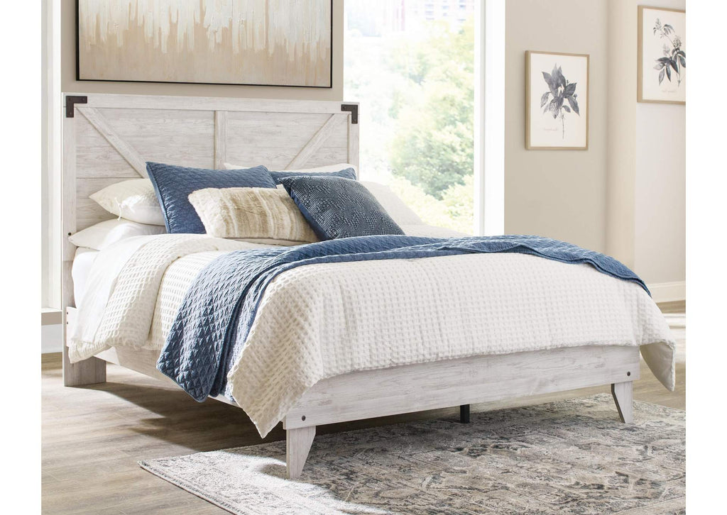 Shawburn Queen Crossbuck Panel Platform Bed, Dresser and 2 Nightstands room view