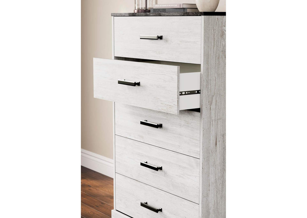 Shawburn Full Platform Bed with Dresser and Chest detail