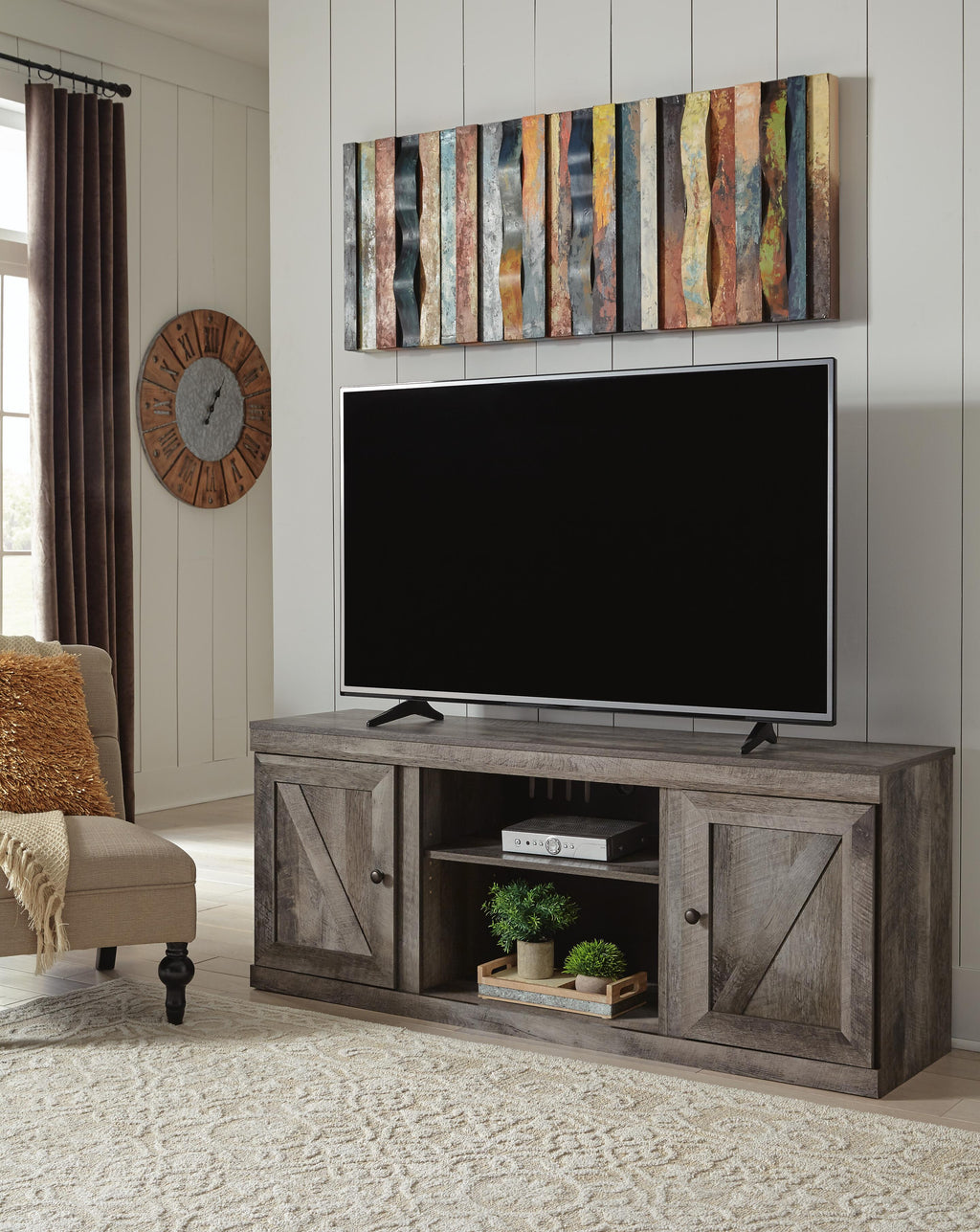 Wynnlow 60" TV Stand in Gray, alternate view 3