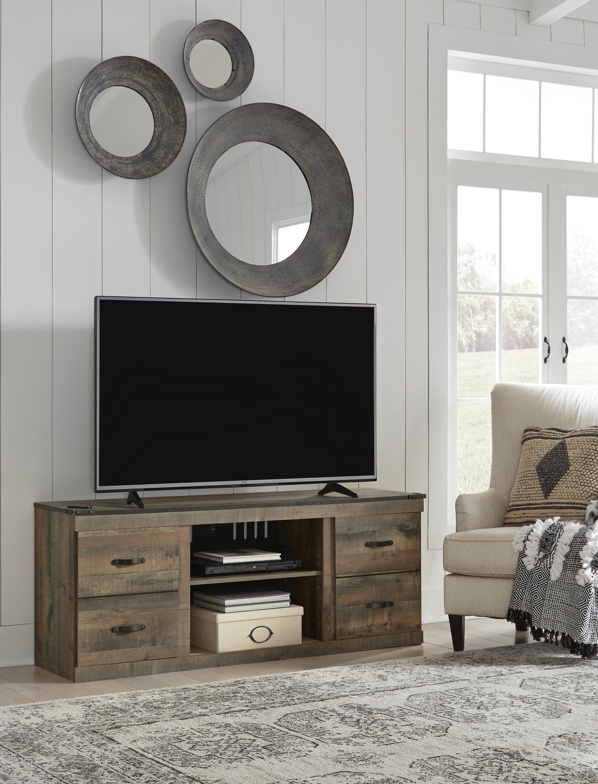 Trinell 60" TV Stand in Brown, alternate view 3