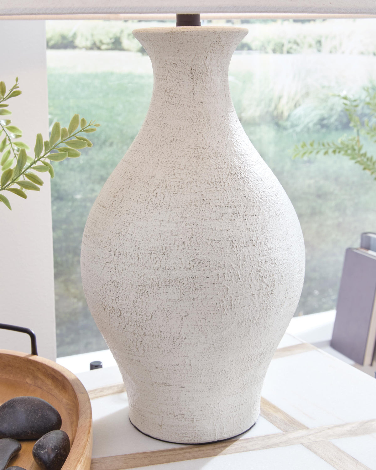 Ashbend Table Lamp in Antique White, detail view