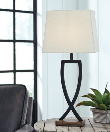 Makara Table Lamp (Set of 2) in Black/Brown