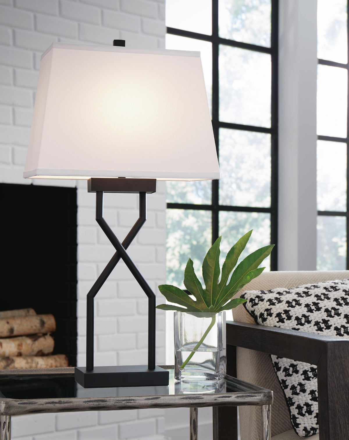 Brookthrone Table Lamp (Set of 2) in Black, alternate view 3