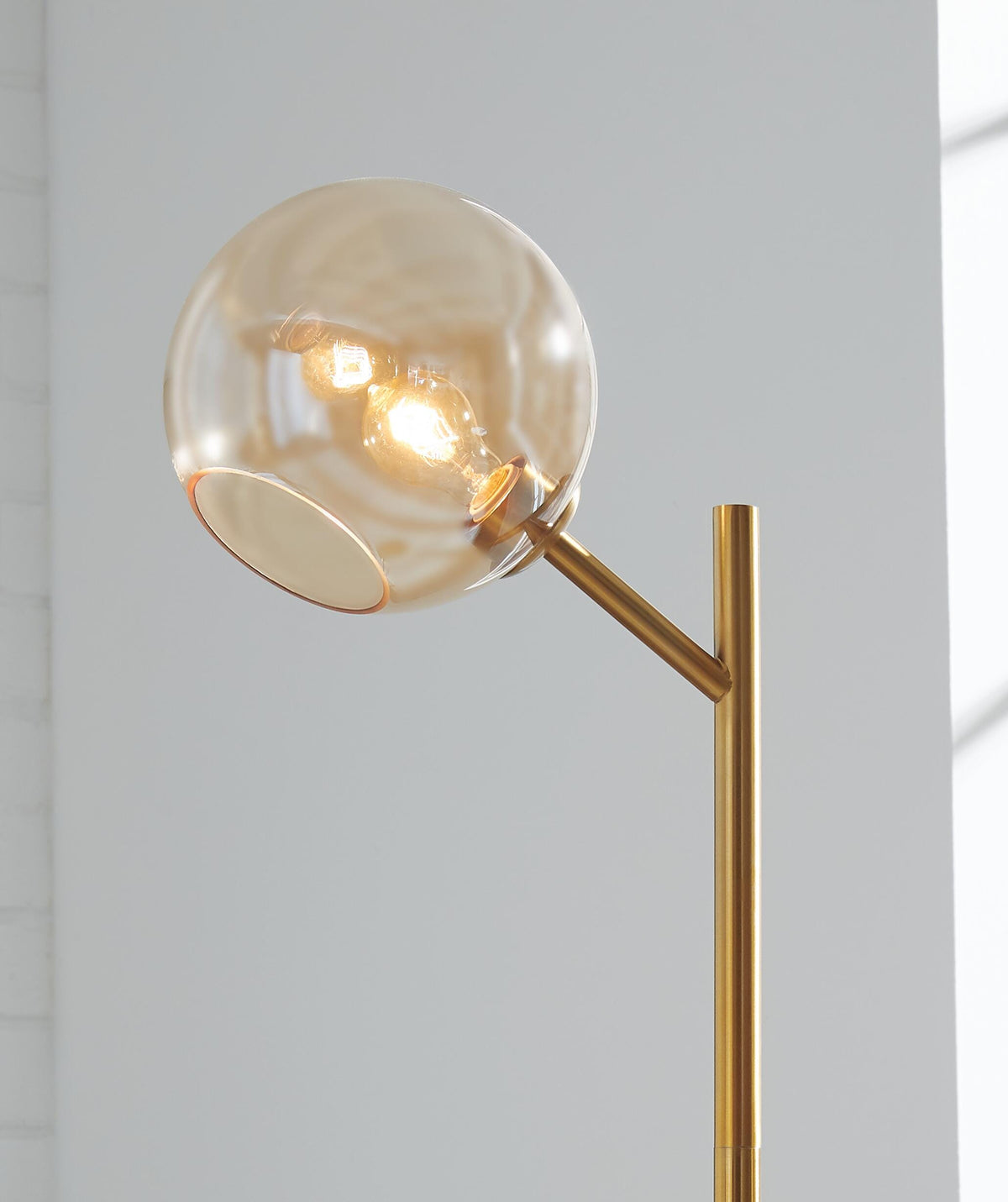 Abanson Floor Lamp in Amber/Gold Finish, detail view