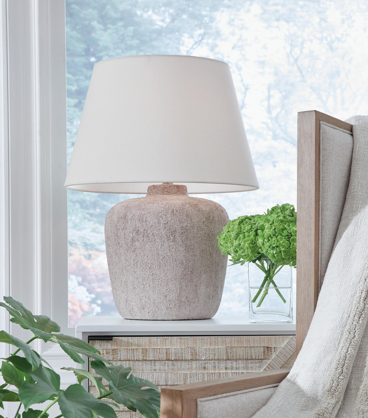 Danry Table Lamp in Distressed Cream, alternate view 3