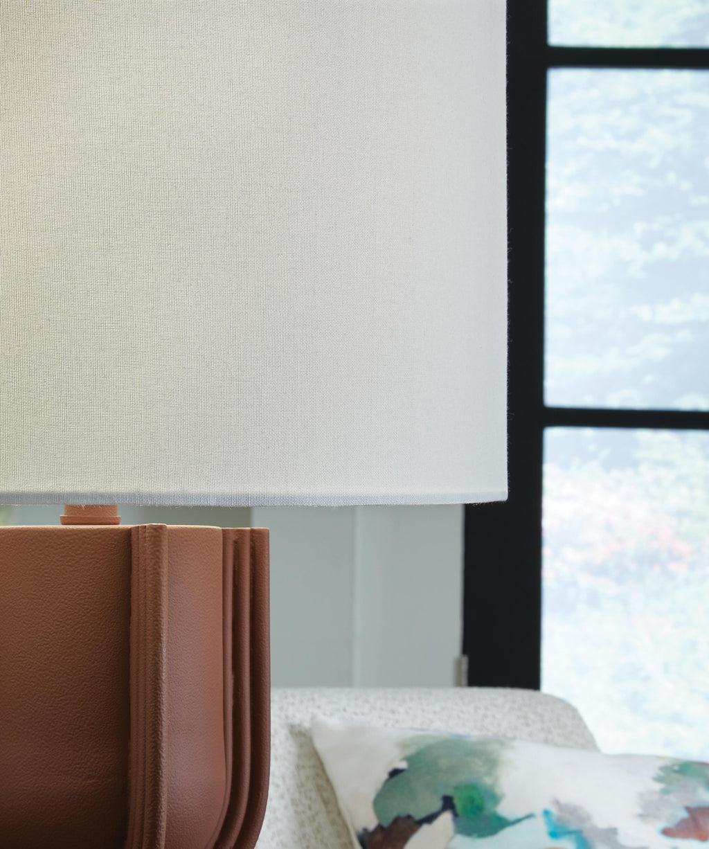 Rowandale Table Lamp in Brick Red, detail view
