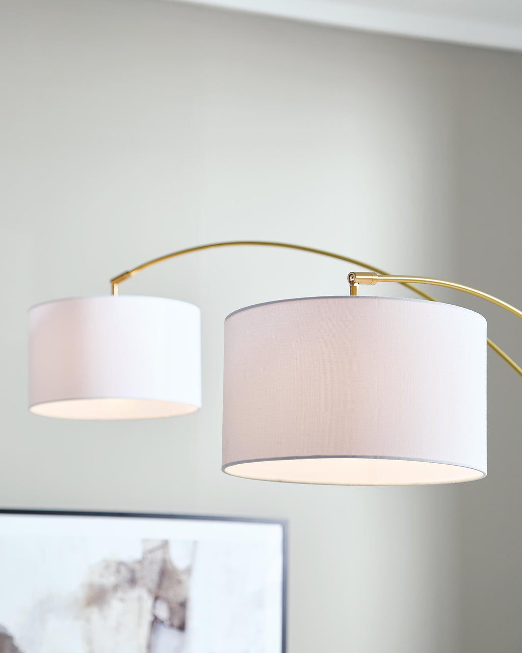 Valo Arc Lamp in Gold Finish, detail view
