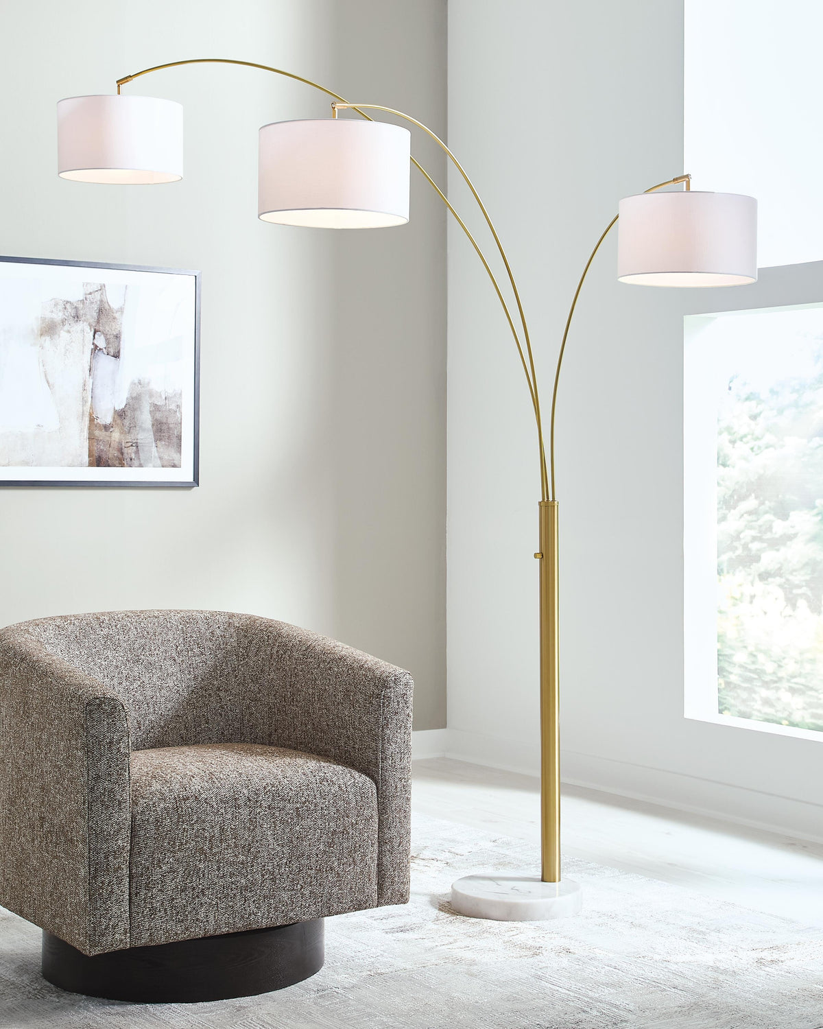 Valo Arc Lamp in Gold Finish, alternate view 3