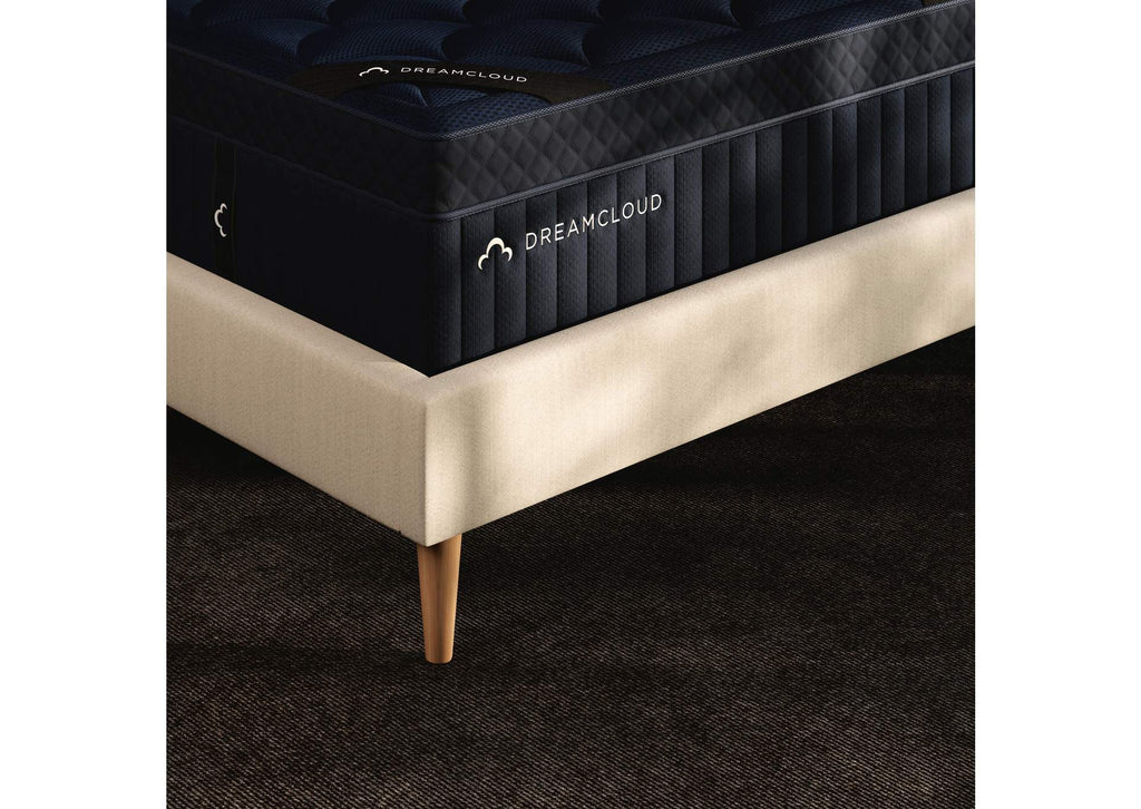 Dreamcloud Ultra Memory Foam Queen Mattress detail