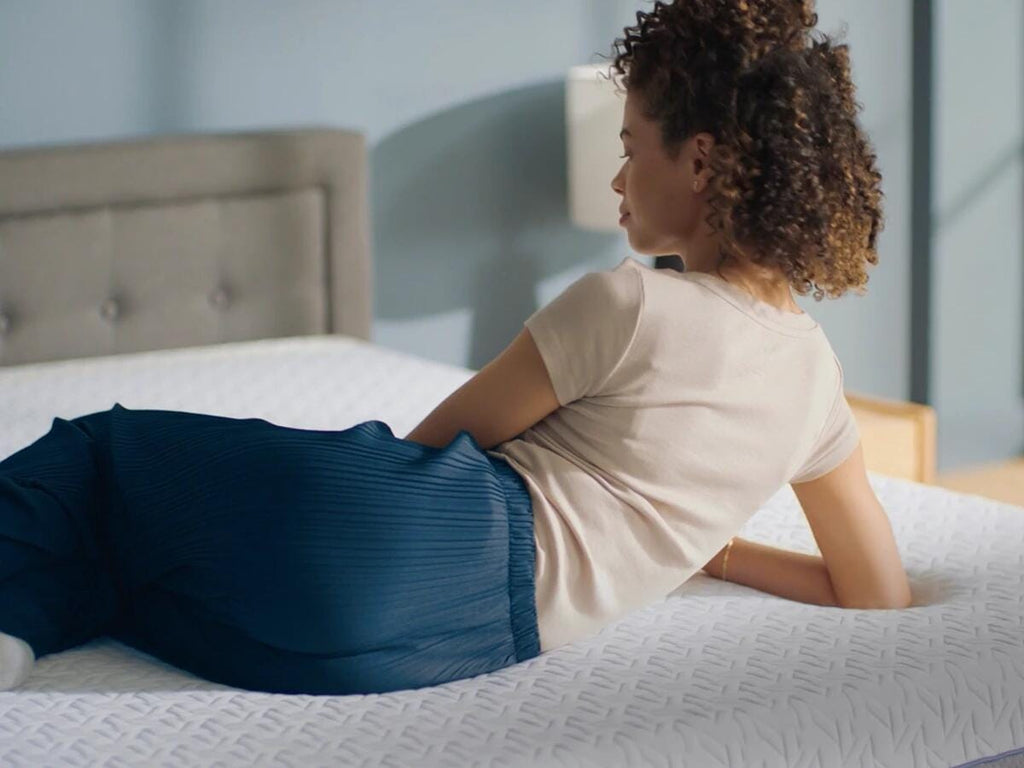 Nectar Luxe Hybrid Queen Mattress in White, alternate view 11