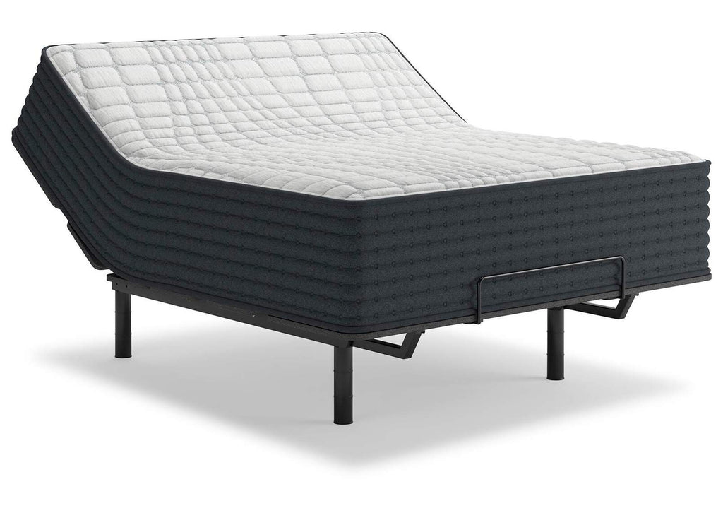 Hybrid 1400 Queen Mattress angled view