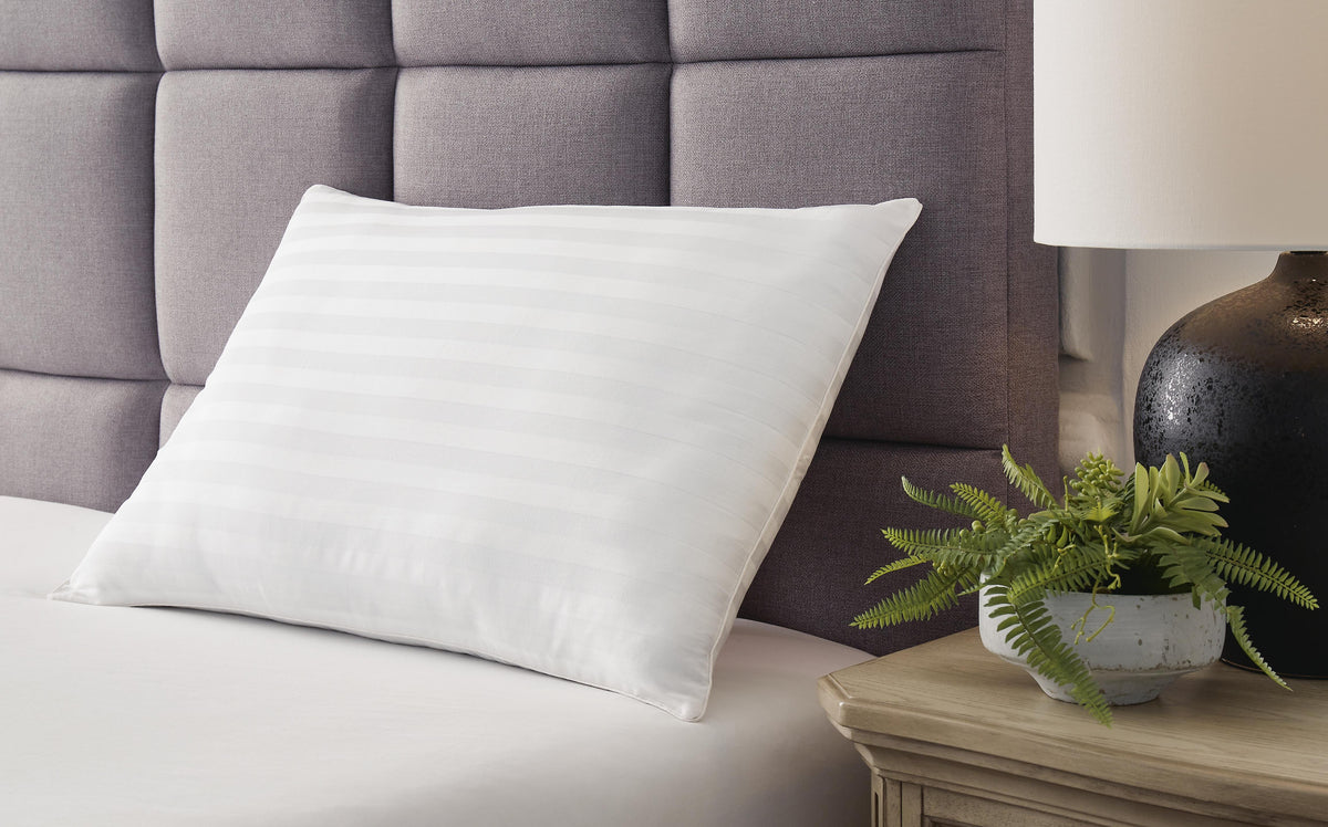 Zephyr 2.0 Pillow (Set of 2)(9/Case) in White, alternate view 3